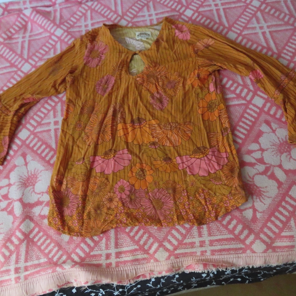 Nine Lives Bazaar floral Blouse viscose sz 10